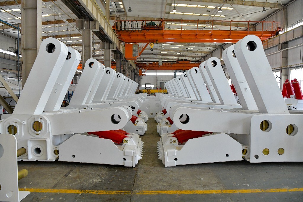 礦山巨獸的藝術之眼 透過老苗鏡頭看LM機械之美